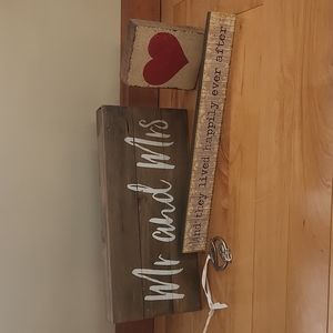 Cute Newlywed Decorations
